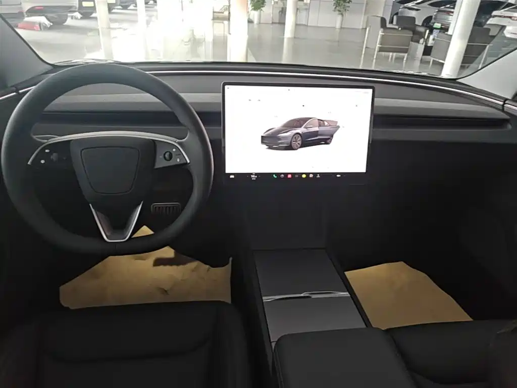 Tesla Model 3 2026 2025 Model Year Facelift Rear-Wheel Drive
