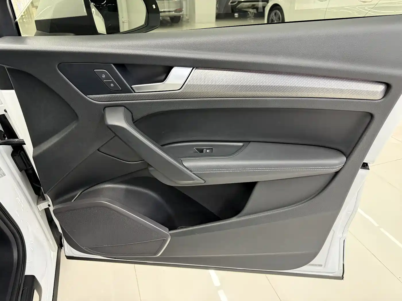 Audi Q5L 2022 Facelift 40T Luxury Dynamic фото 5