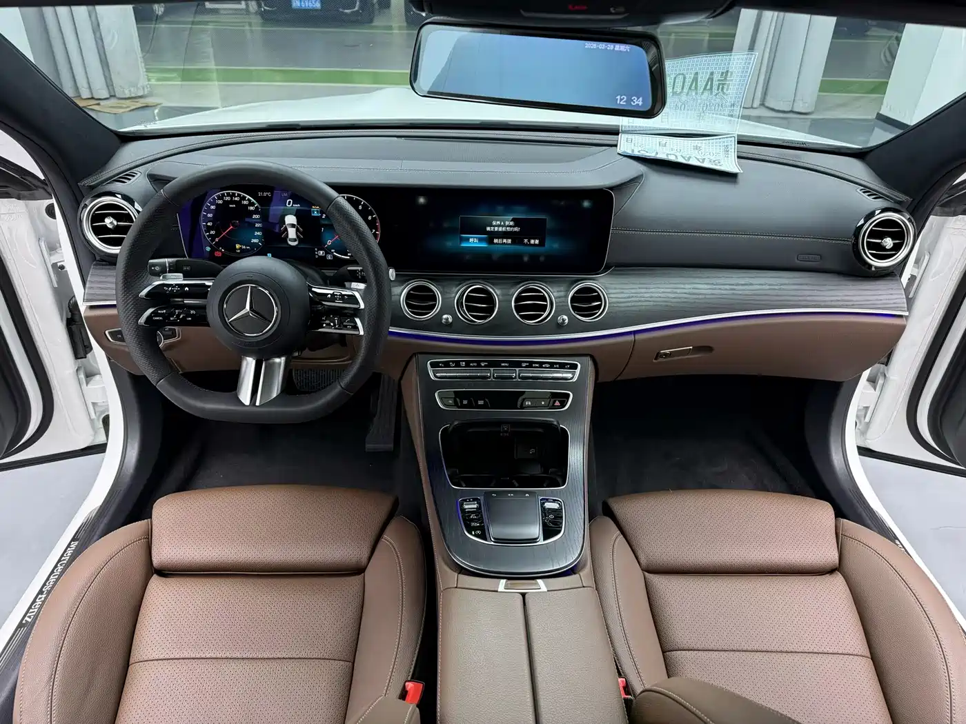 Mercedes-Benz E-Class 2023 E 260 L Sport фото 2