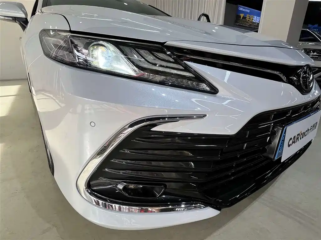 Toyota Camry 2021 2.0G Luxury Edition фото 8