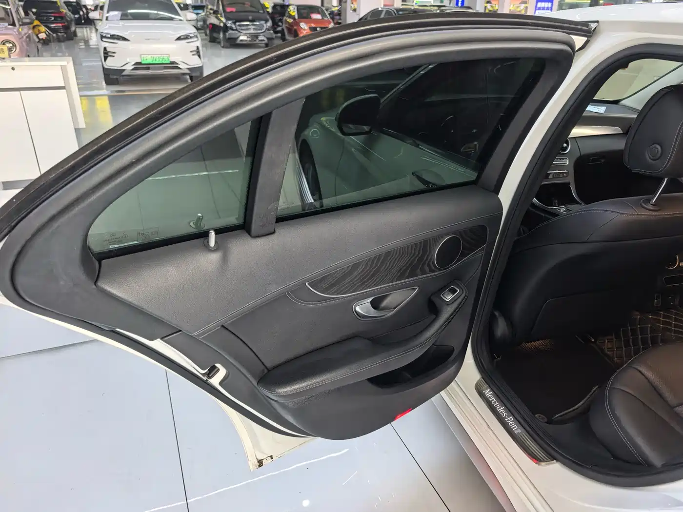 Mercedes-Benz C-Class 2020 Facelift C 260 L Sport фото 8