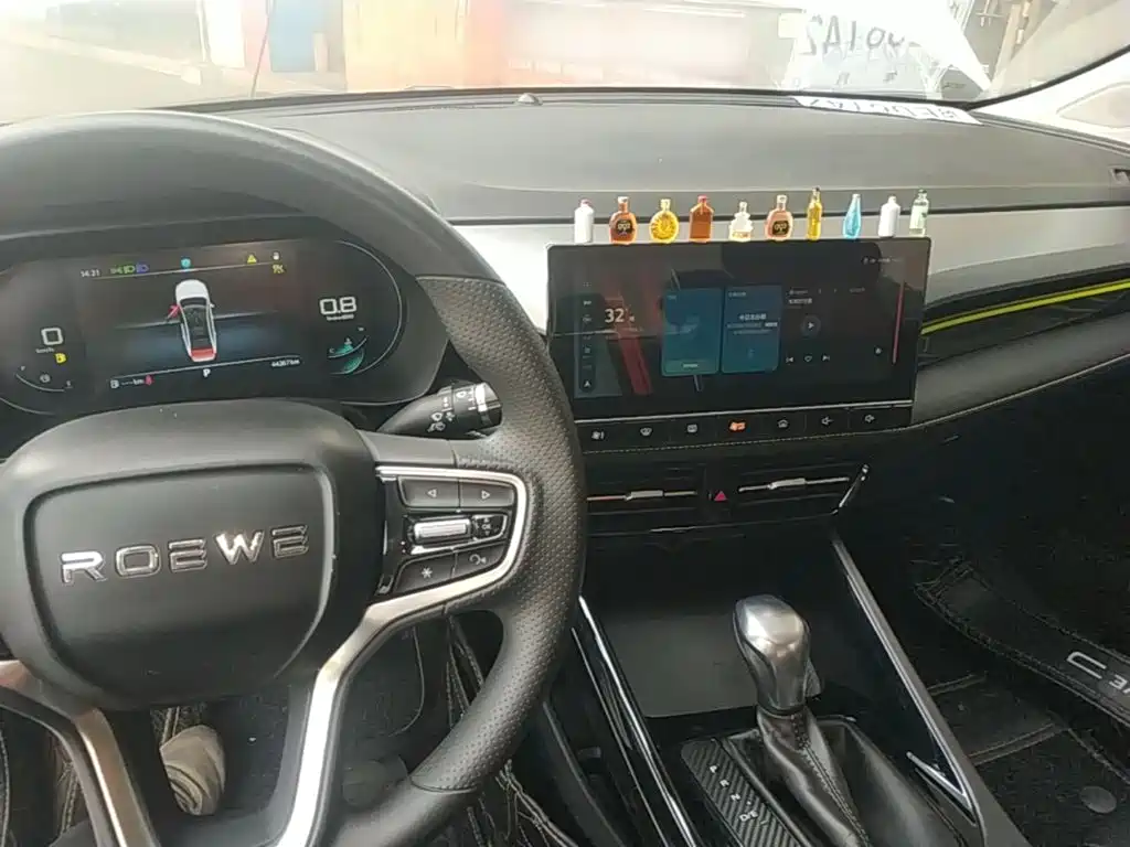 Фото 10 - Roewe i5
