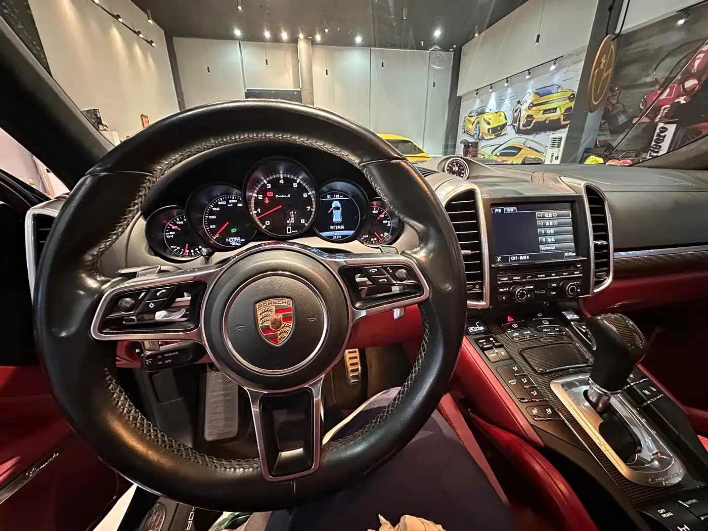 Porsche Cayenne 2016 Cayenne Turbo S 4.8T фото 14