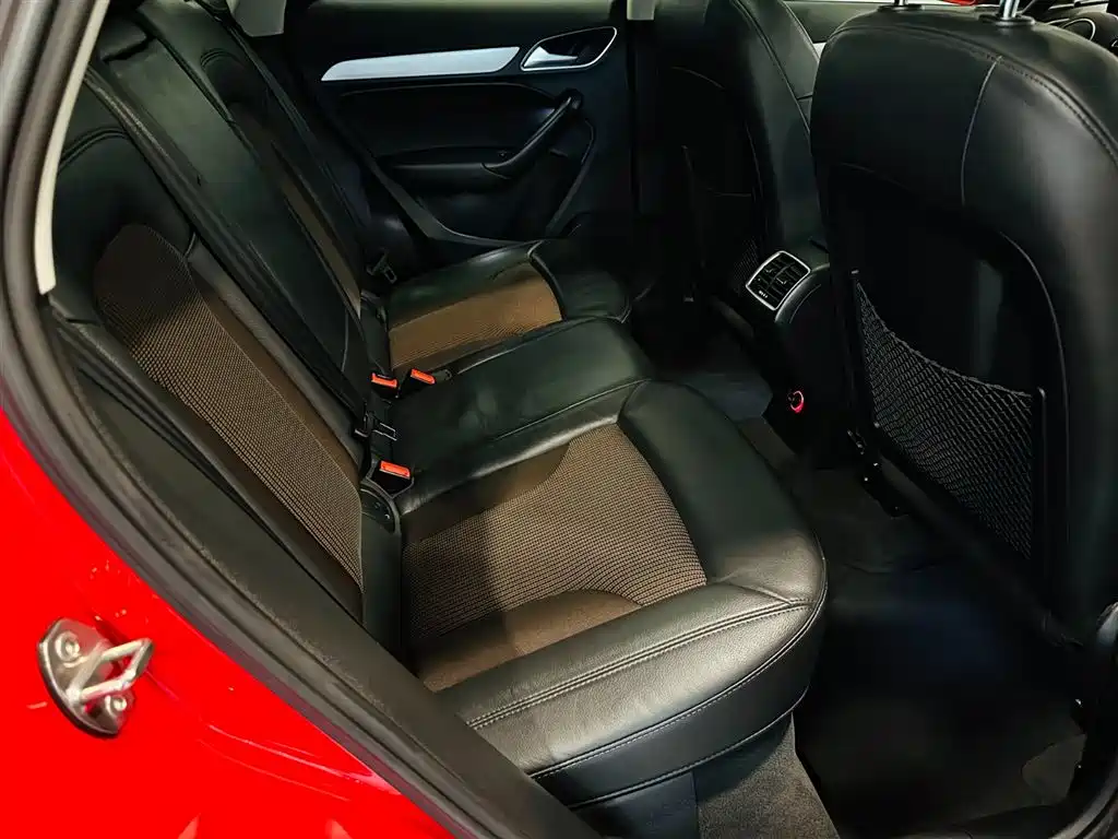Audi Q3 2017 30 TFSI Fashion фото 8