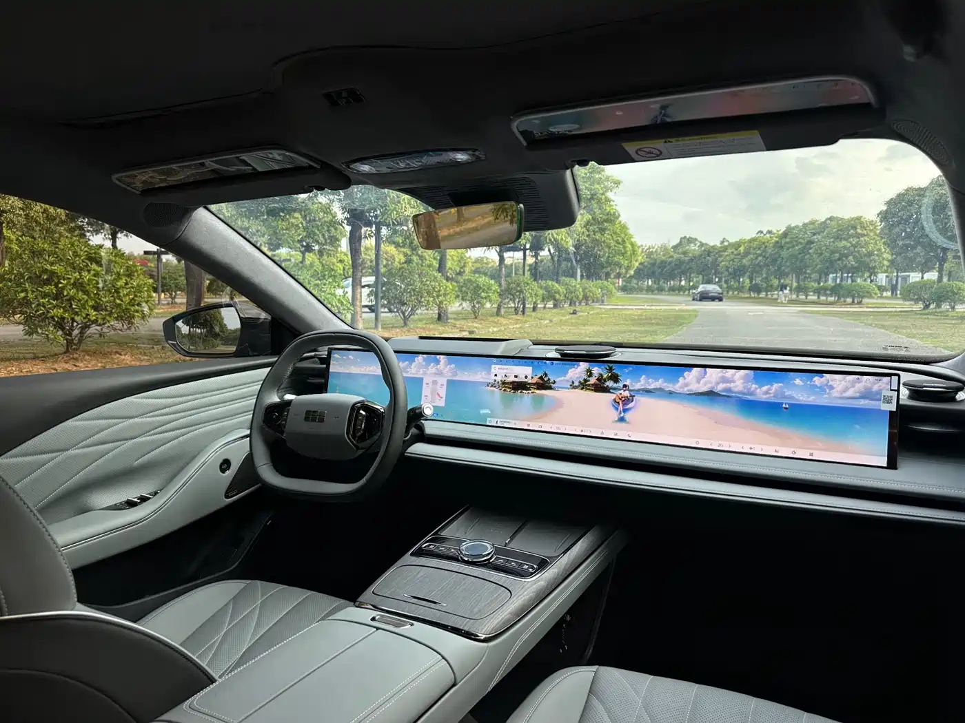 Geely Galaxy Galaxy E8 2026 2025 Model 610km Premium Edition