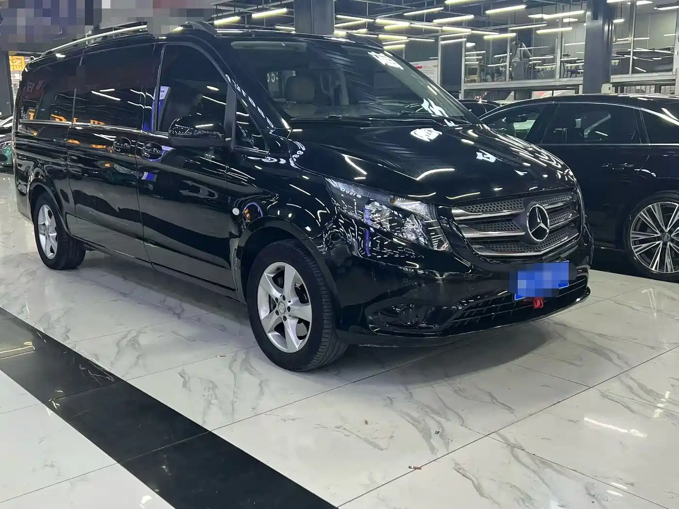 Mercedes-Benz Vito 2016 2.0T Elite Edition фото 3