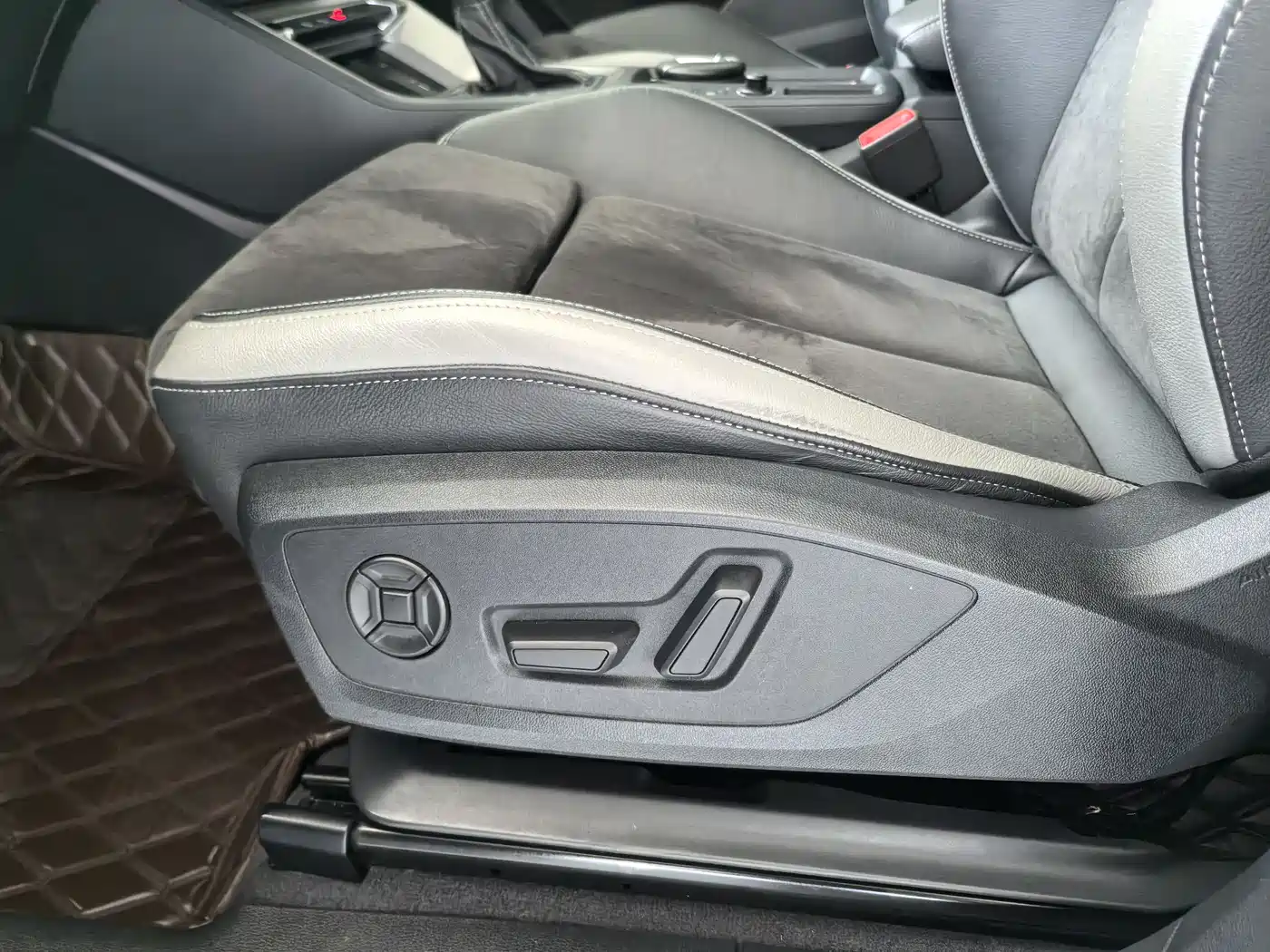 Audi Q3 2020 35 TFSI Progressive Dynamic фото 14