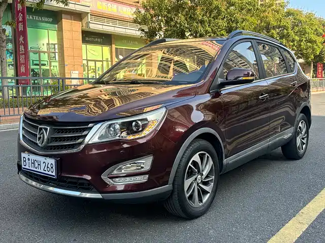 Baojun Baojun 560 2016 1.8L Manual Luxury