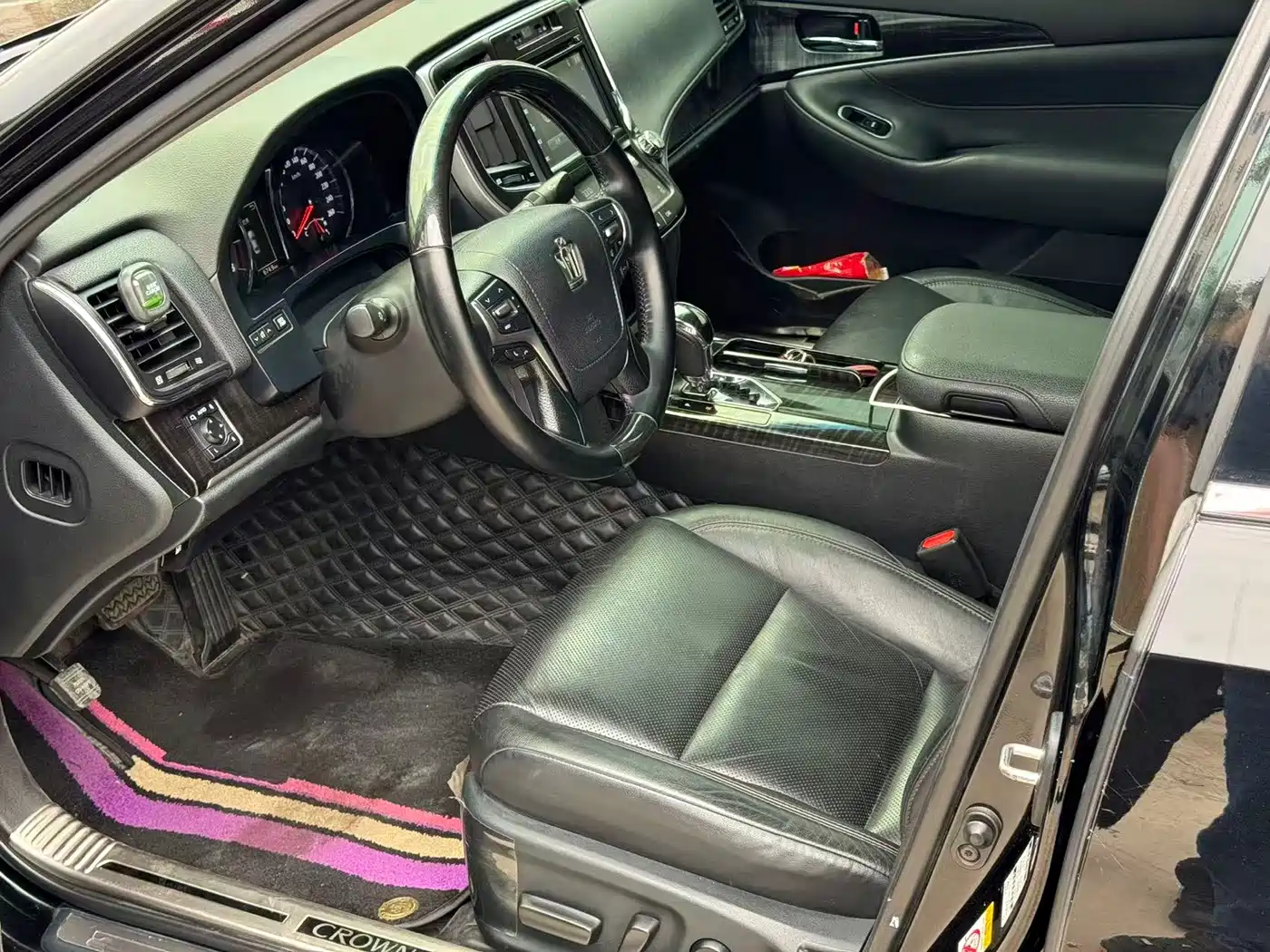 Toyota Crown 2015 2.0T Fashion фото 5