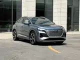 Photo 3 - Audi Q4 e-tron