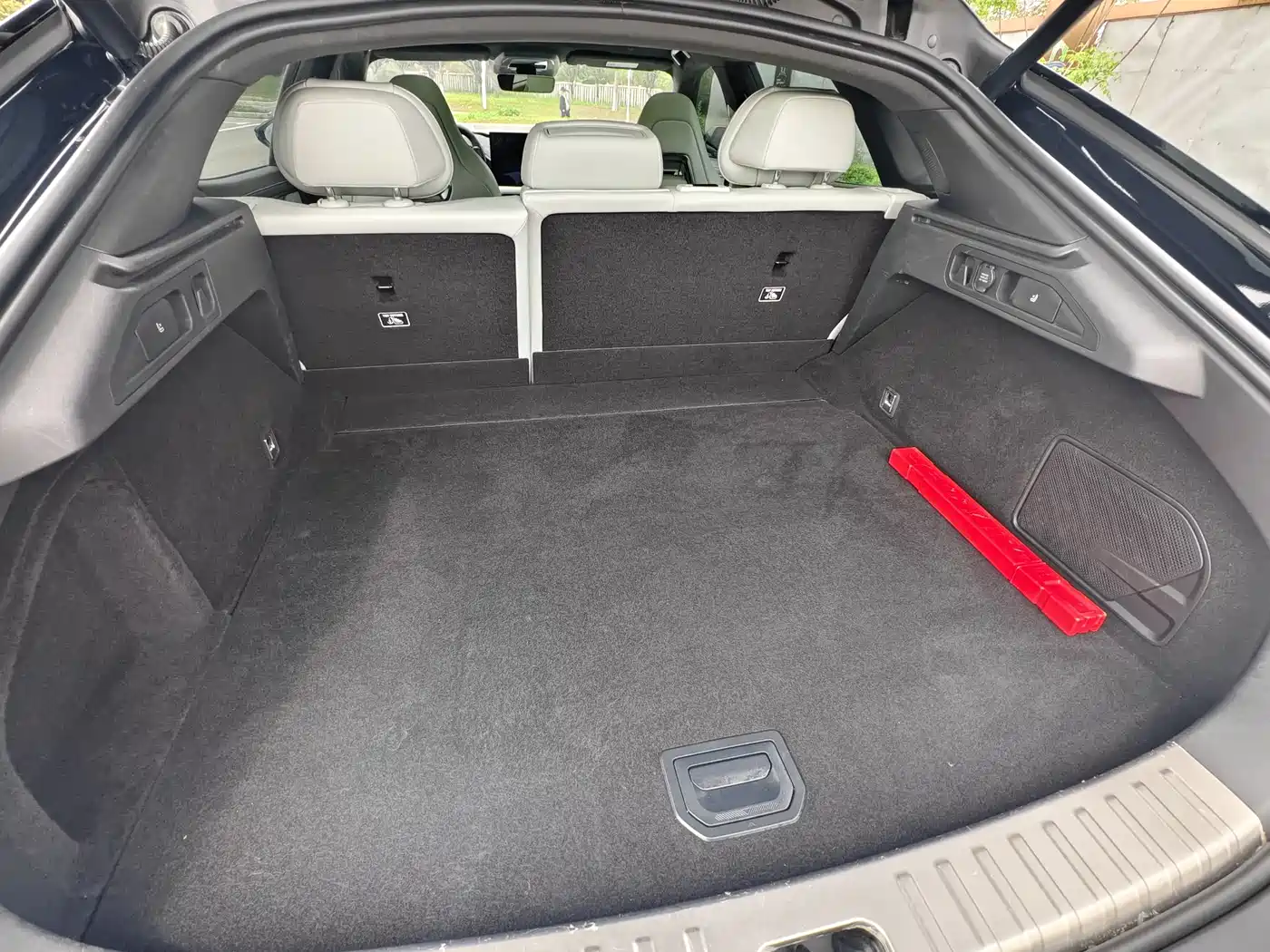 ZEEKR EXTREME KRYPTON 001