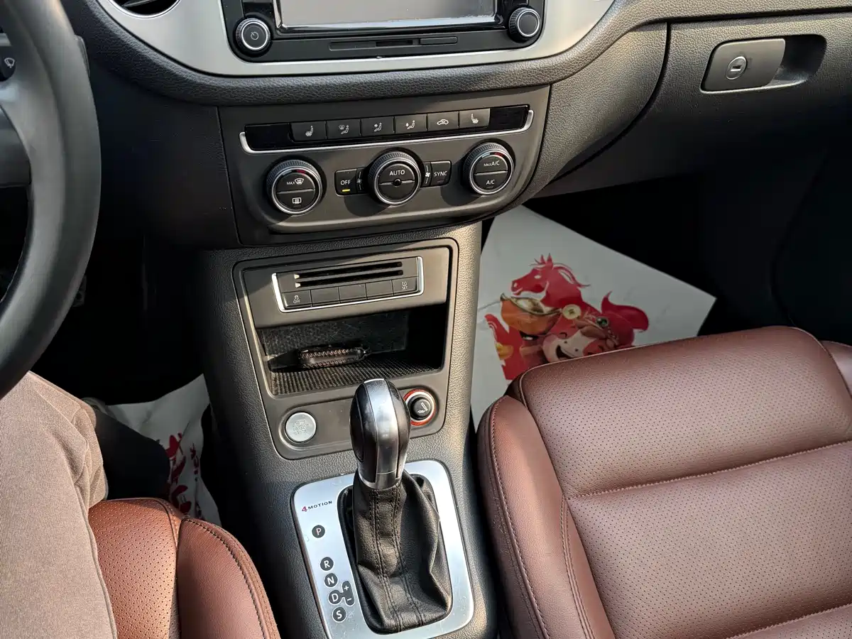 Volkswagen Tiguan 2015 1.8TSI Automatic 4WD Highline фото 10
