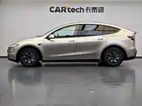 Photo 2 - Tesla Model Y L