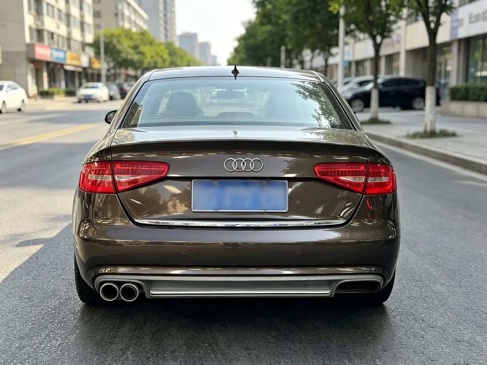 Photo 4 - Audi A4L