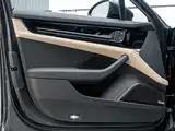 Photo 21 - Porsche Panamera