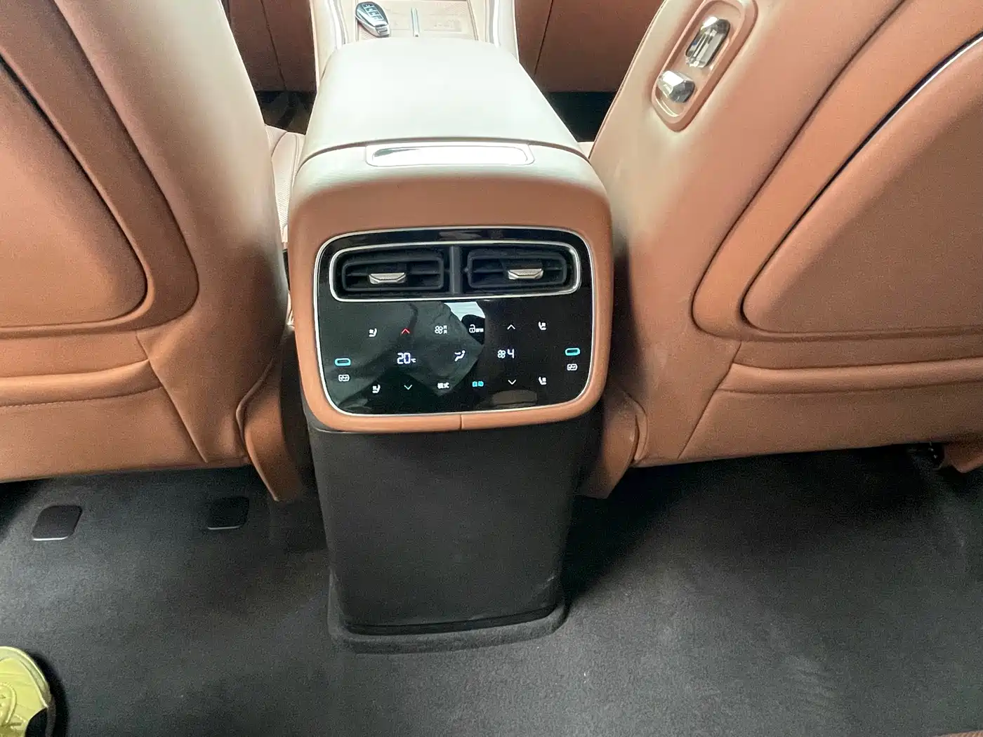 Denza N8L 2026 2026 Model Prestige Edition
