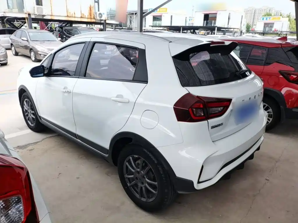 2022 Geely Vision X3