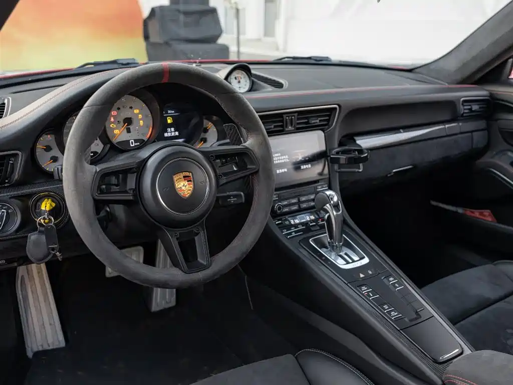 Porsche 911 2018 GT3 4.0L фото 10