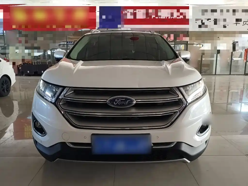Photo 3 - Ford Edge