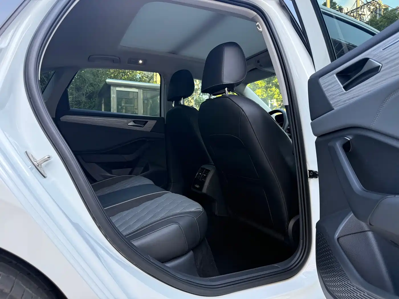 Volkswagen Sagitar, миниатюра 17