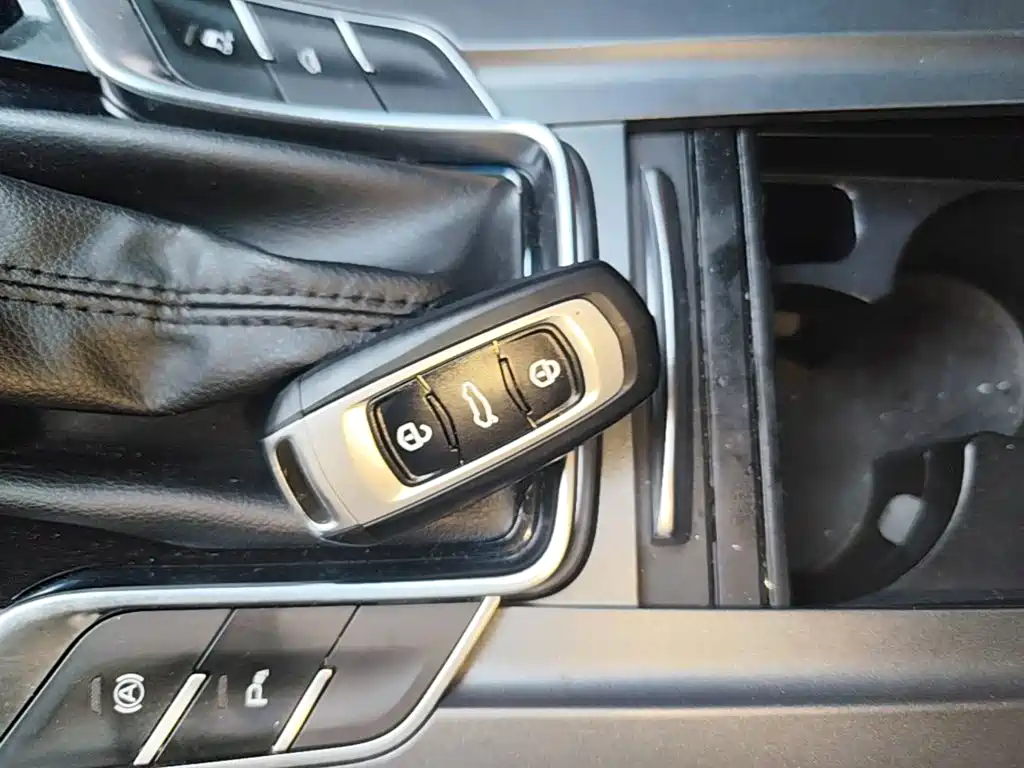 Geely Vision S1 2019 2018 1.4T CVT Sharp Edition