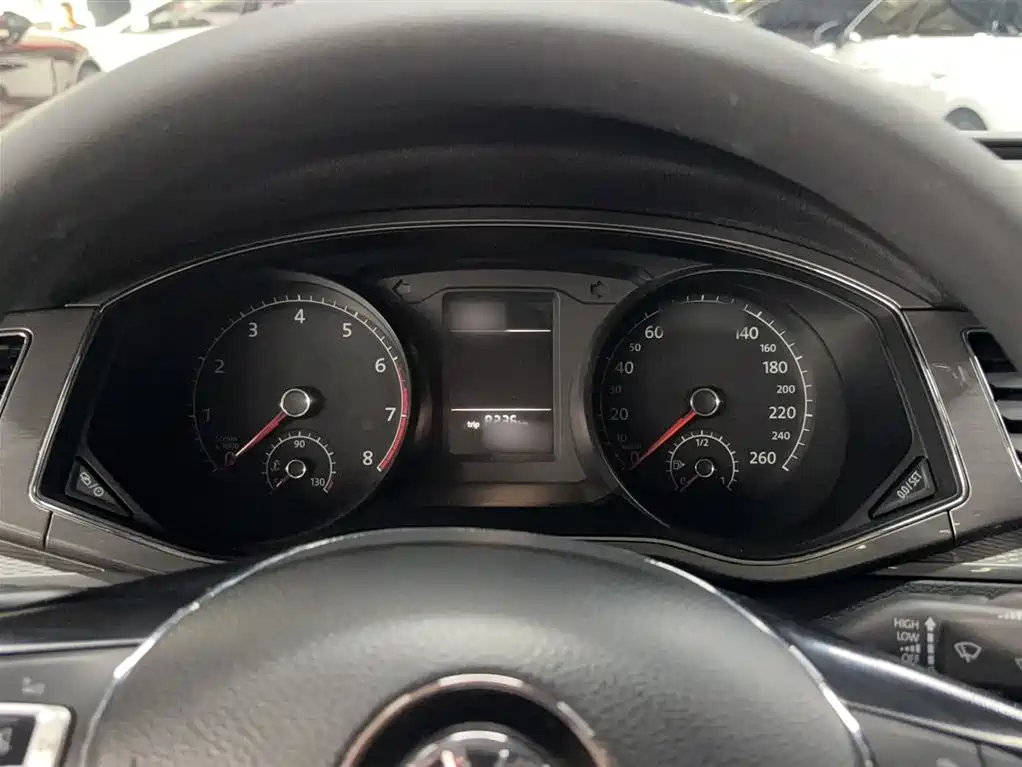 Фото 6 - Volkswagen Passat
