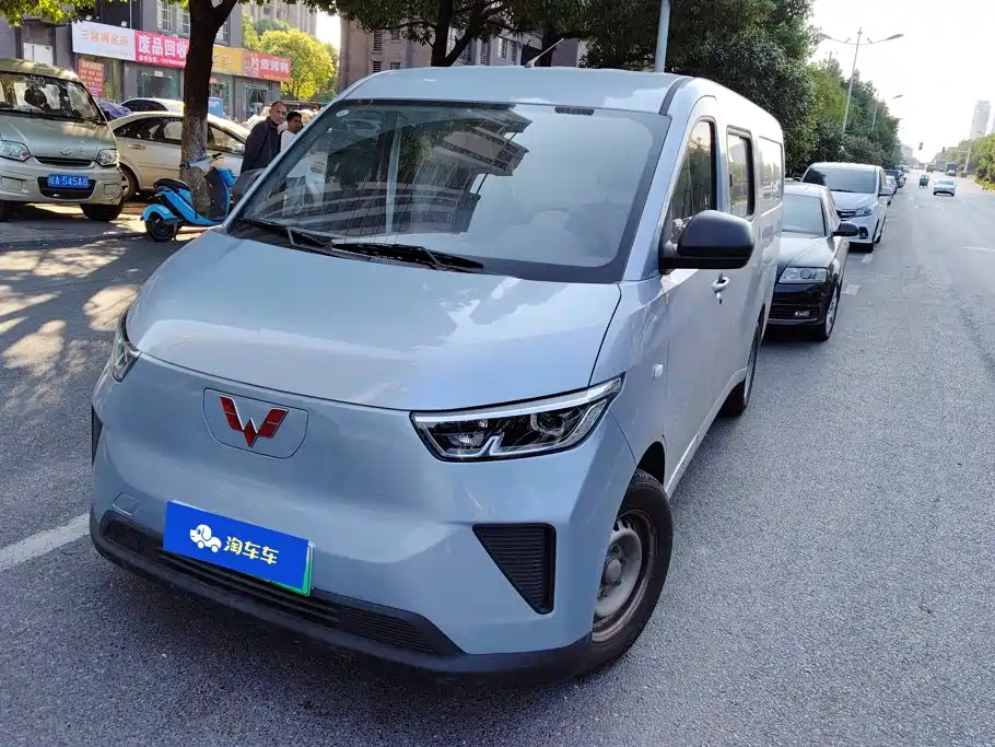 Wuling Motors Wuling Yangguang 2024 — пригон из Китая