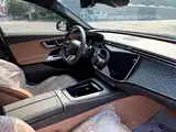 Фото 24 - Mercedes-Benz E-Class