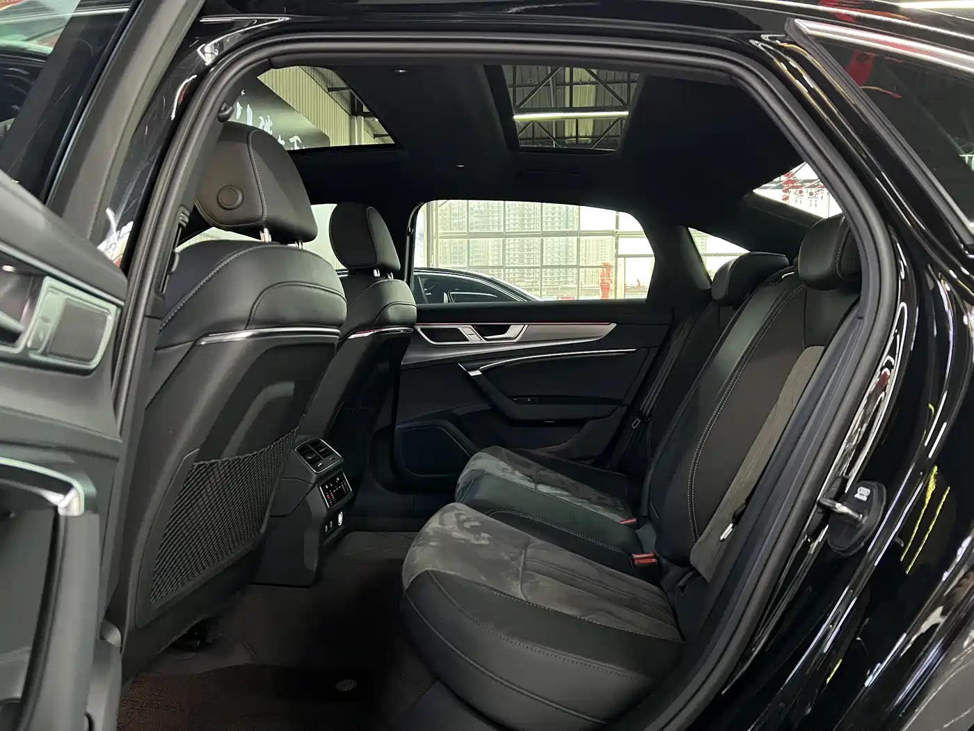 Audi A6L 2024 45 TFSI Premium Dynamic фото 4