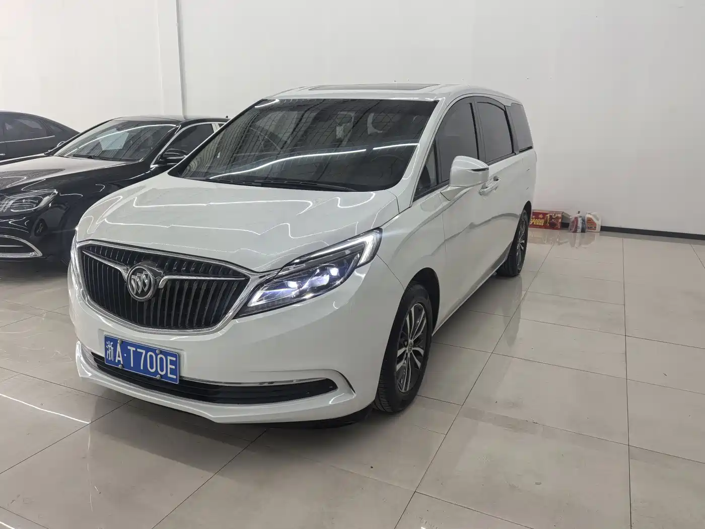 Buick GL8 2018 ES 28T Luxury Type China VI