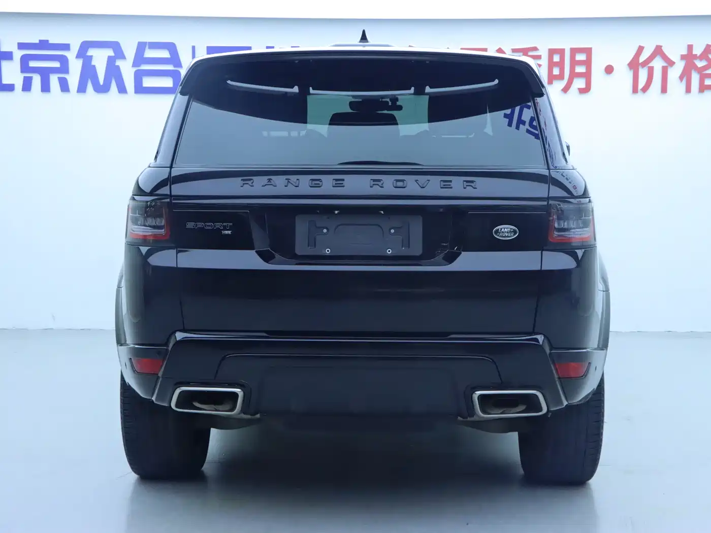 Land Rover Range Rover Sport 2022 3.0 L6 Gloss Black Edition фото 25