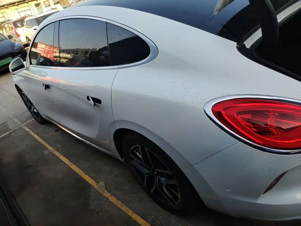 Ora Lightning Cat 2023 2022 555km Premium Edition
