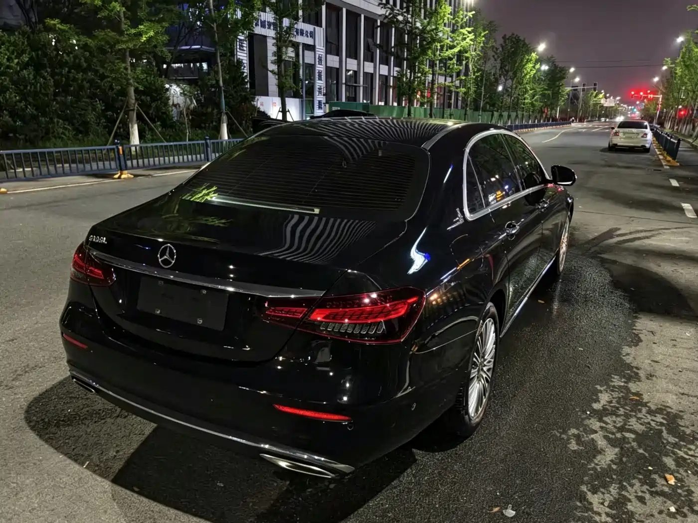  E CLASS