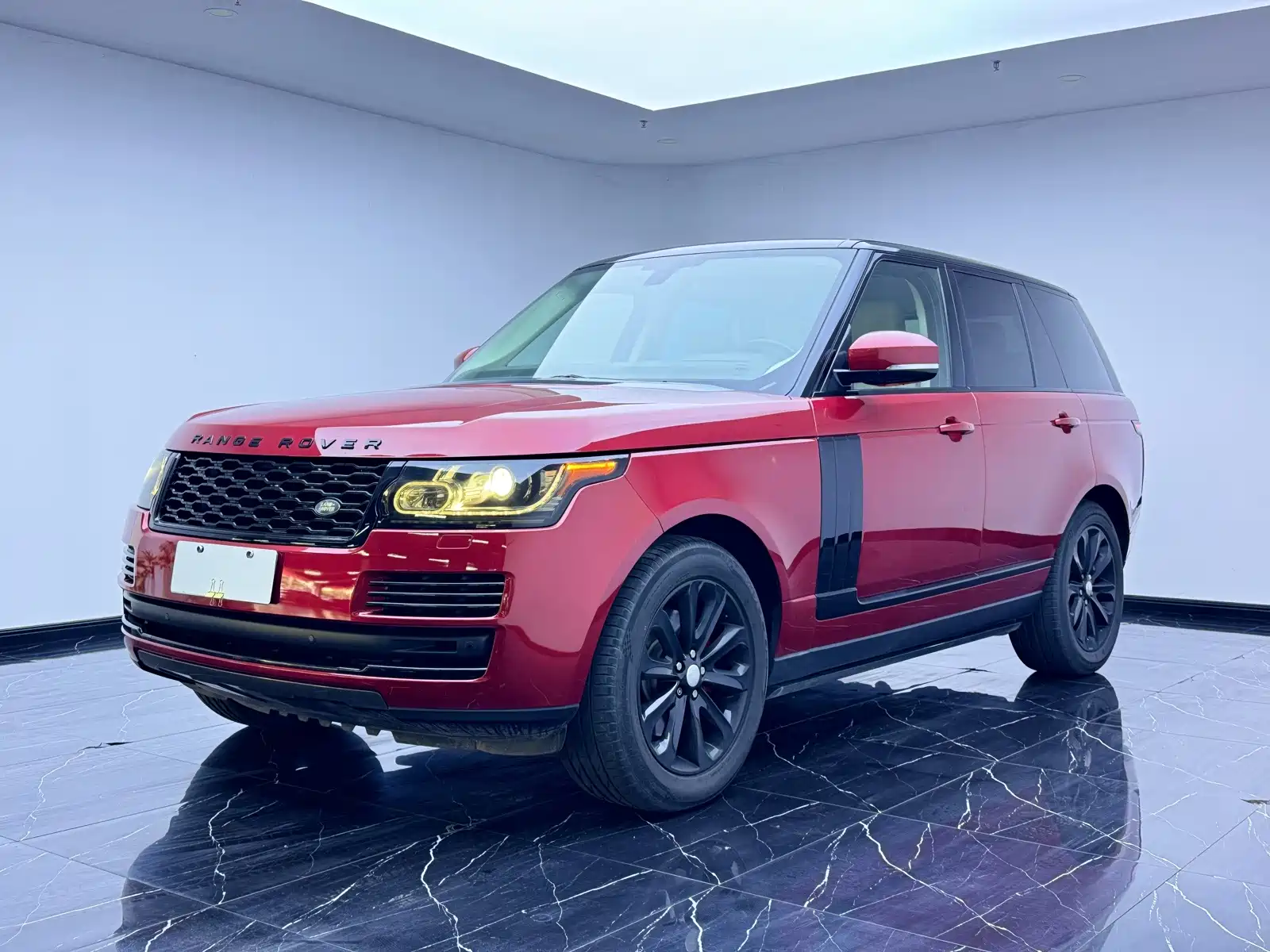 Фото 1 - Land Rover Range Rover
