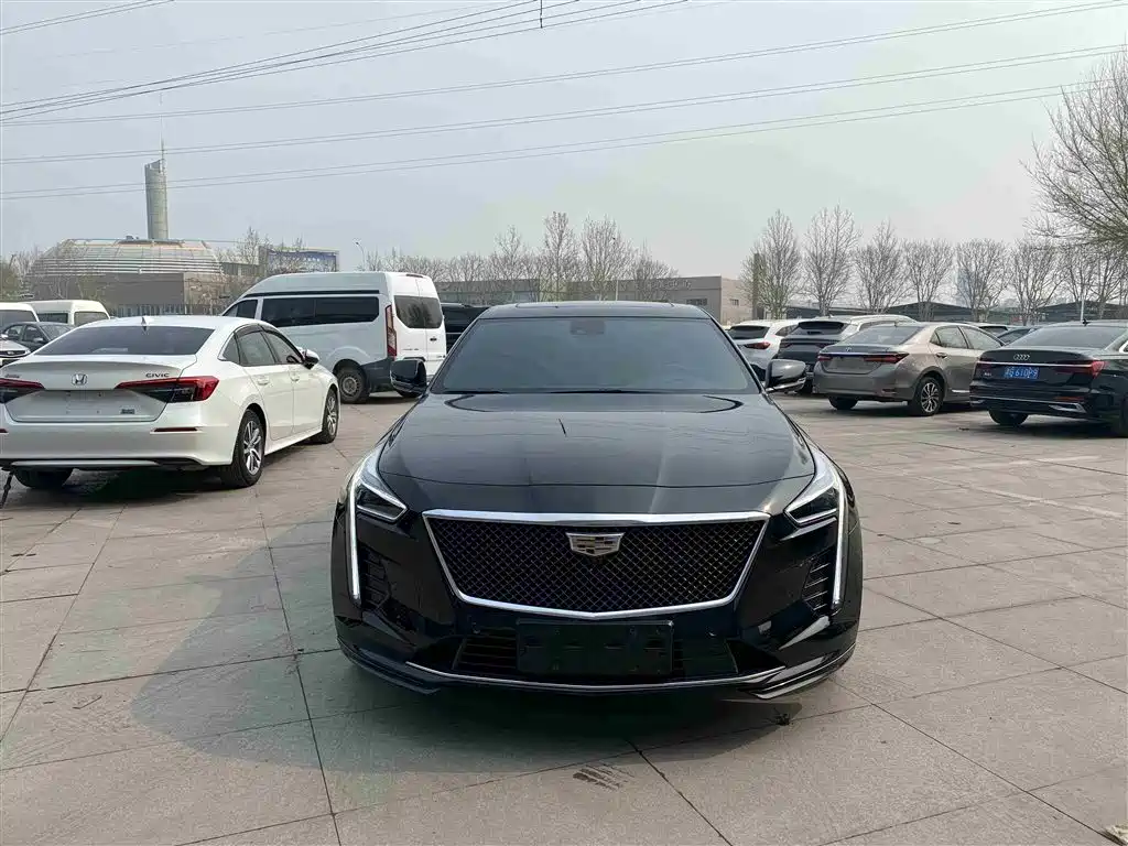 CADILLAC CT6