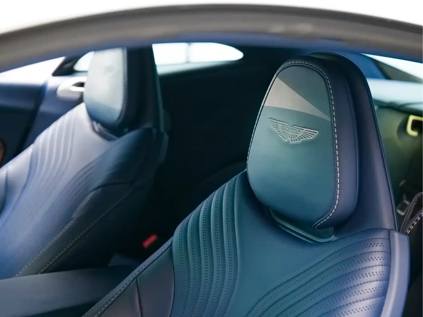 Aston Martin DB11 2018 2019 Model 4.0T V8 Coupe
