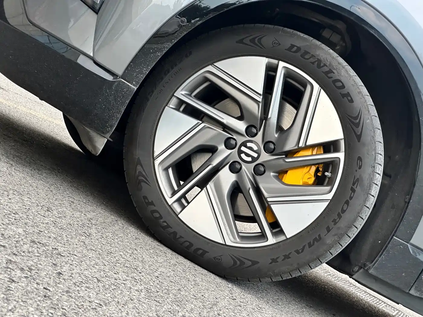 HiPhi Y 2023 2023 560km Pioneer Edition