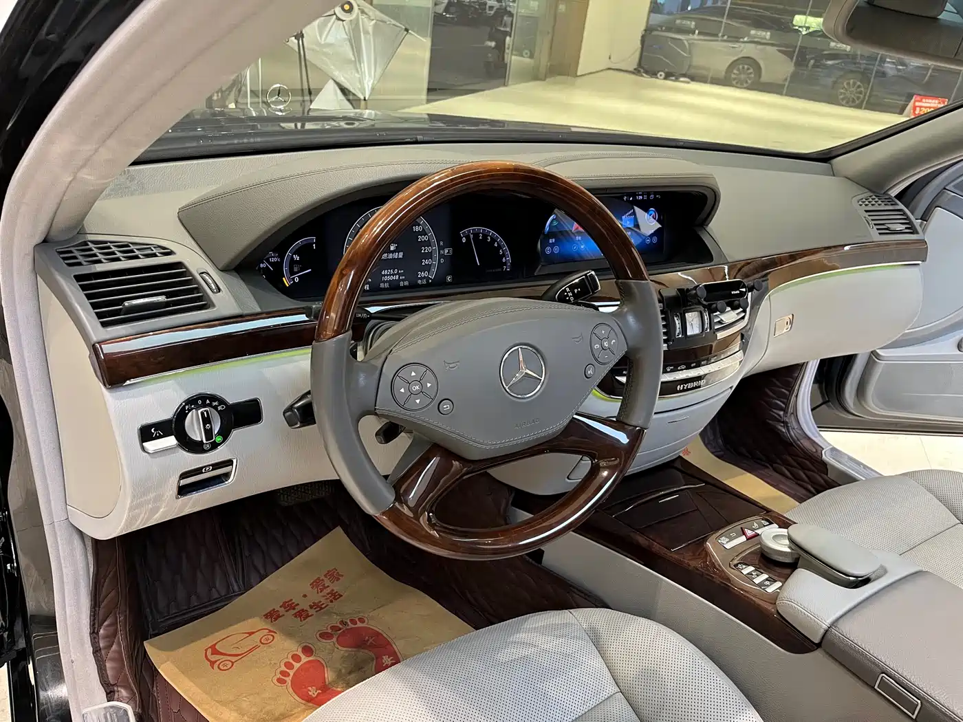 Mercedes-Benz S-Class 2010 S 350 L Luxury фото 9