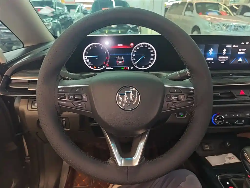 BUICK GL6