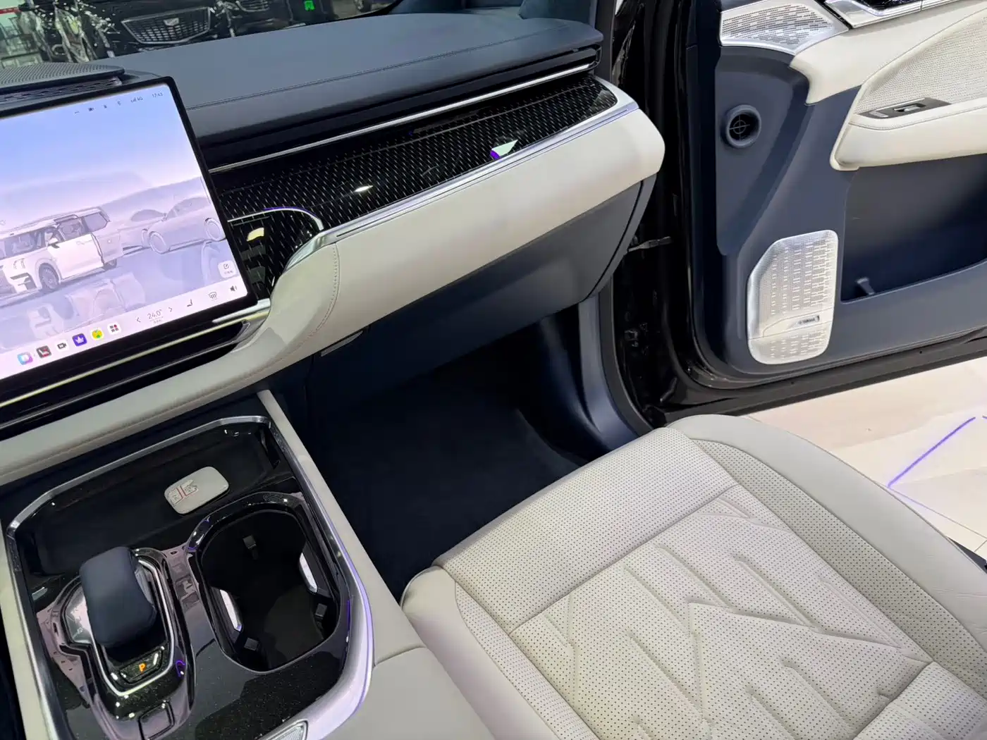 ZEEKR 009 2025 2024 7-Seat Aisle Version 108kWh