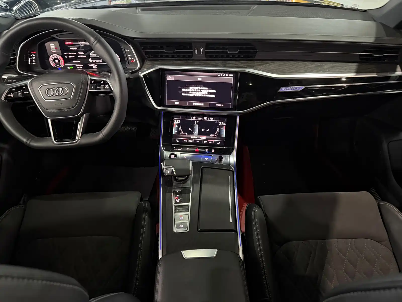 Фото 5 - Audi A6L