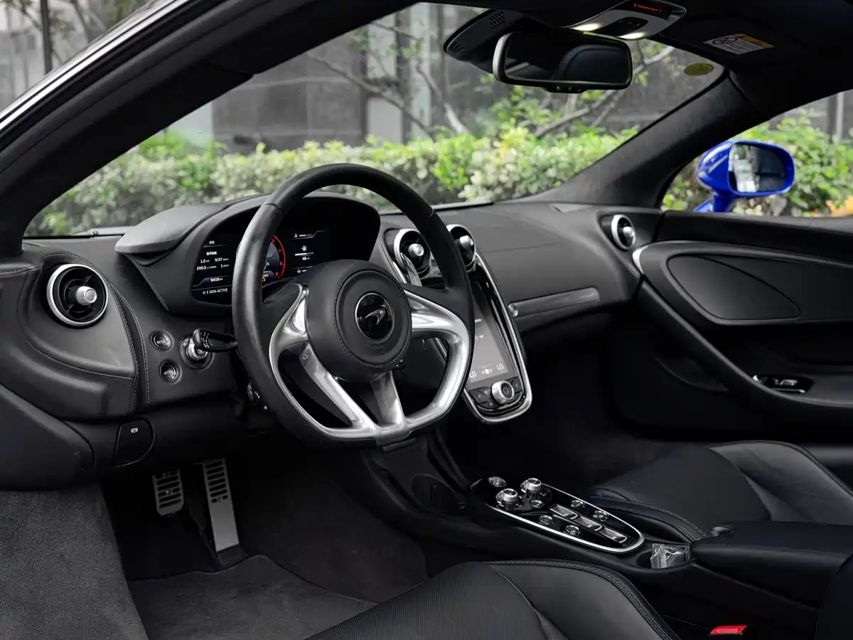 McLaren GT 2023 2023 4.0T Standard Model