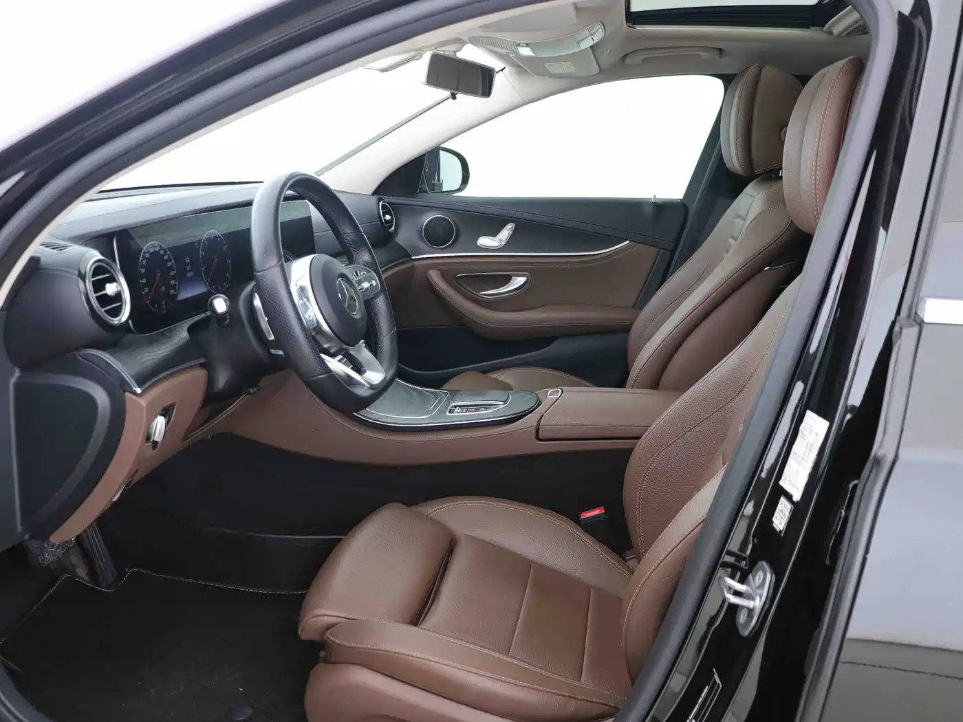 Mercedes-Benz E-Class 2019 E 200 L Sport фото 6