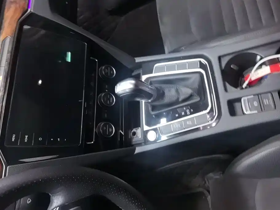 Volkswagen Magotan 2018 330TSI DSG Premium фото 13