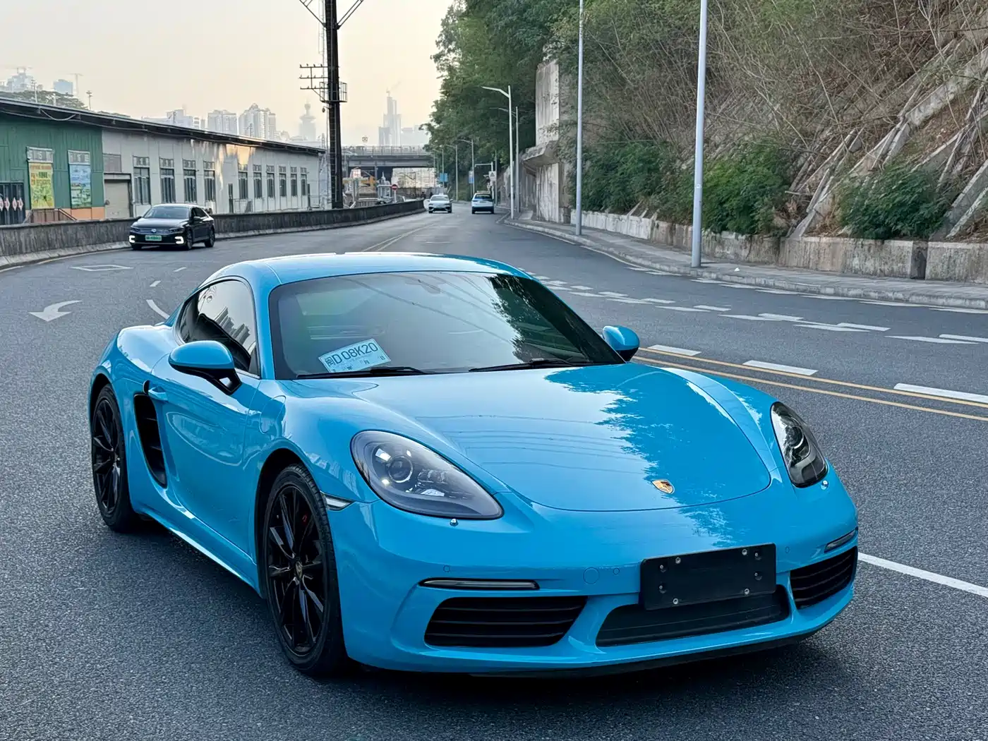 Porsche 718 2018 Cayman 2.0T фото 3