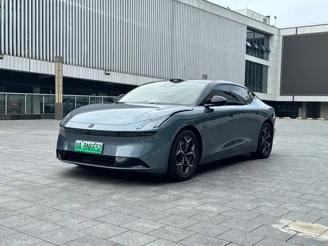  Lynk & Co Lynk & Co Z10 2025 Model 95kWh 806km RWD Smart Drive Max