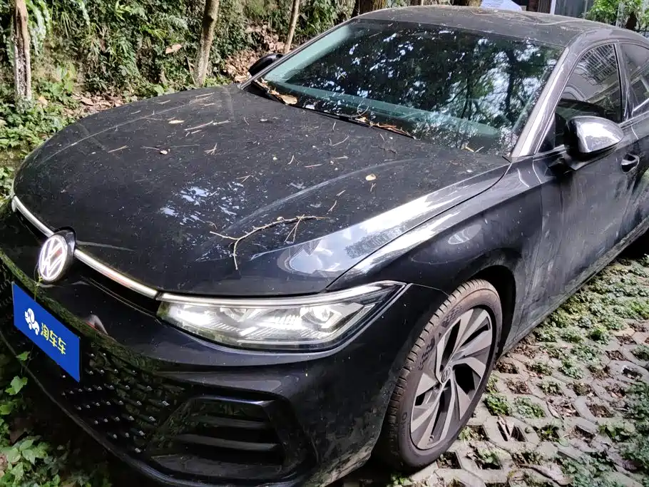Photo 1 - Volkswagen Passat