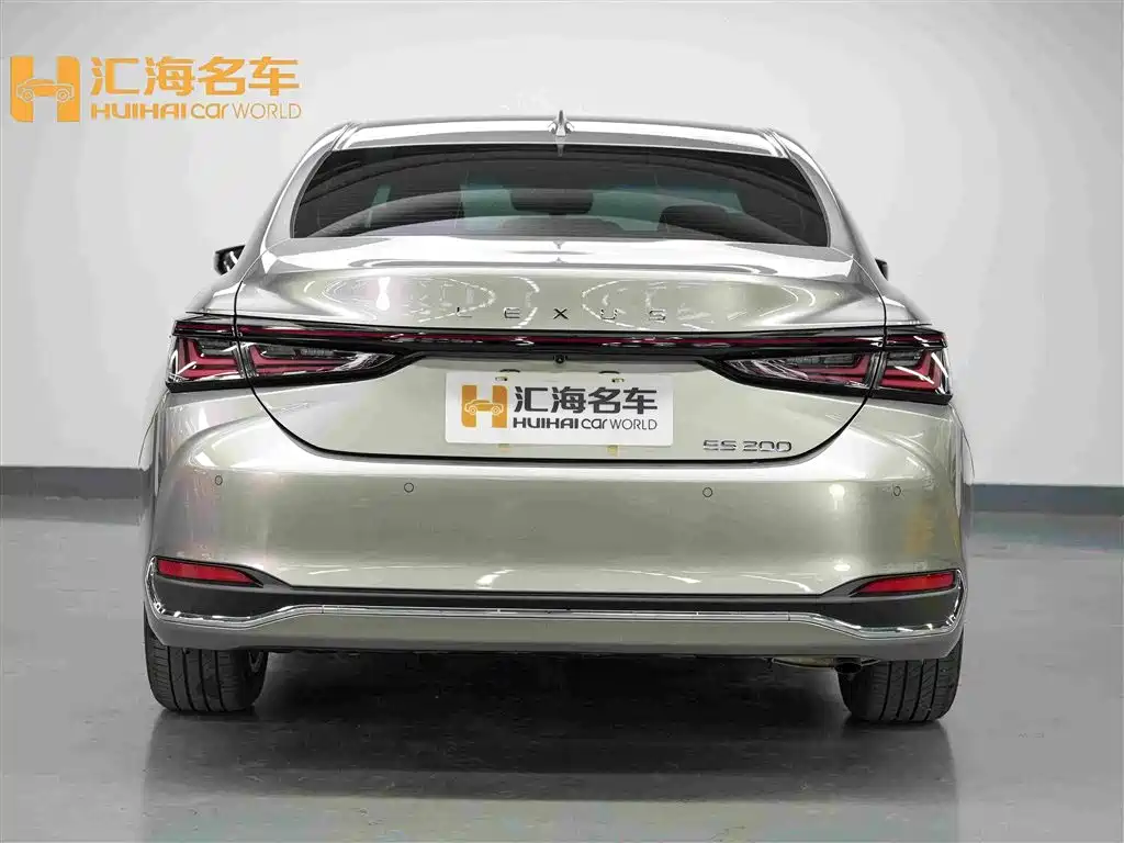 2026 Lexus ES