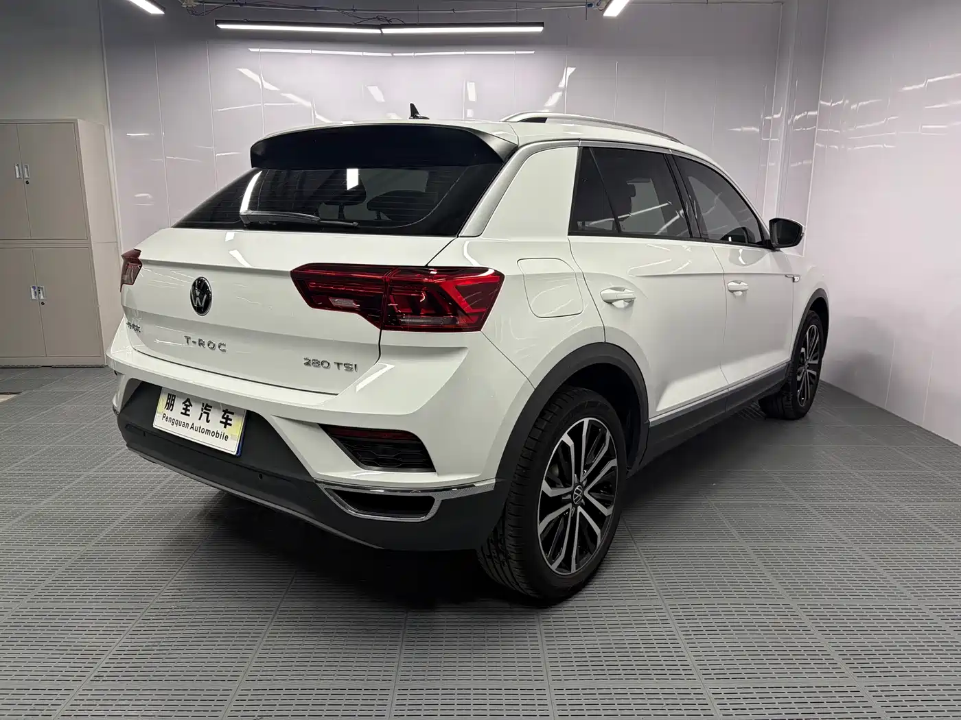 VOLKSWAGEN T ROC EXPLORING SONGS