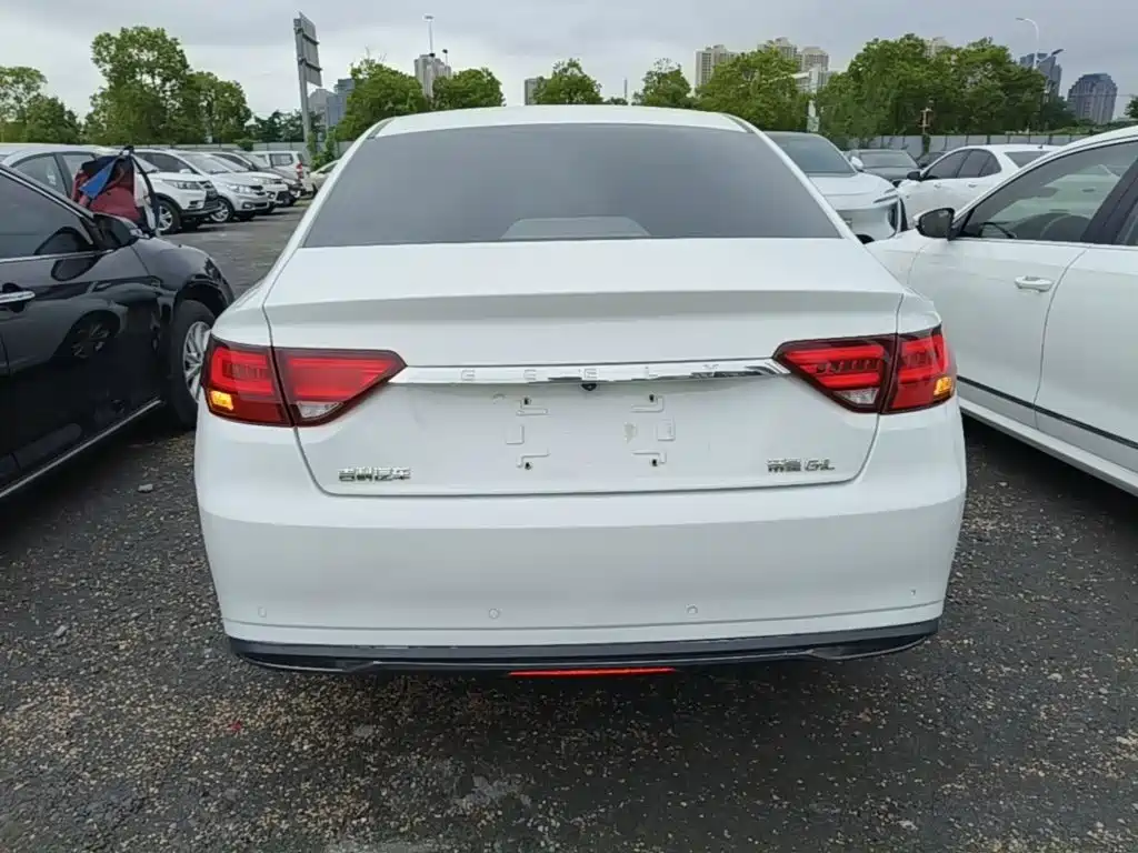 Geely Emgrand GL 2021 2021 UP 1.4T CVT Premium